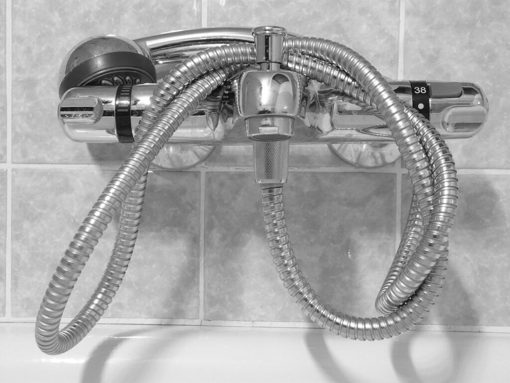 Photo by Hans shower head, fitting, shower, bathtub, have a shower, to wash, to bathe, metal, water tap, hygiene, personal hygiene, bath, chrome, nature, stainless steel, silver, water, metallic, shower head, shower head, shower head, shower head, shower head, shower, shower, shower